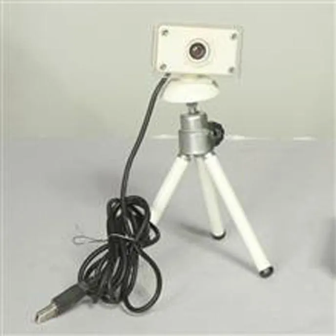 وب کم جنروس با سه پایه