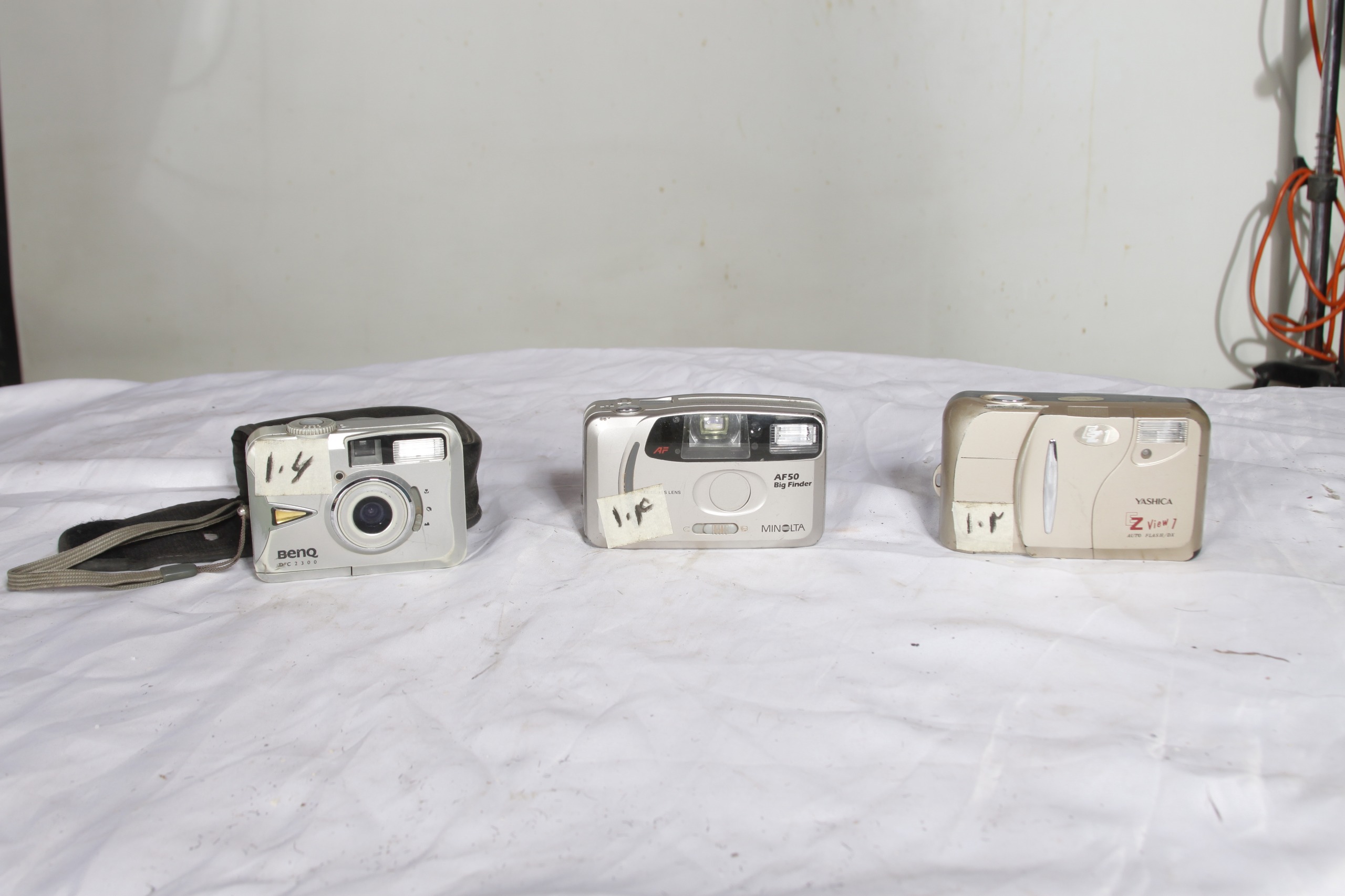 یک عدد دوربین ویترینی طبق عکس و توضیحات