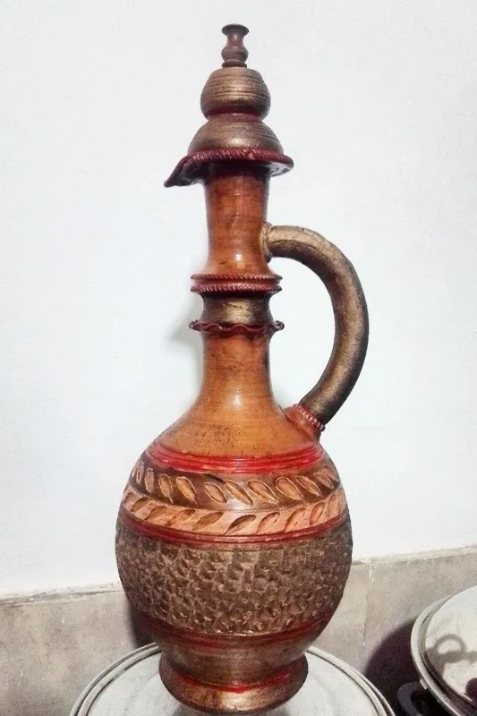 صراحی بزرگ و فاخر سفالی شاهانه