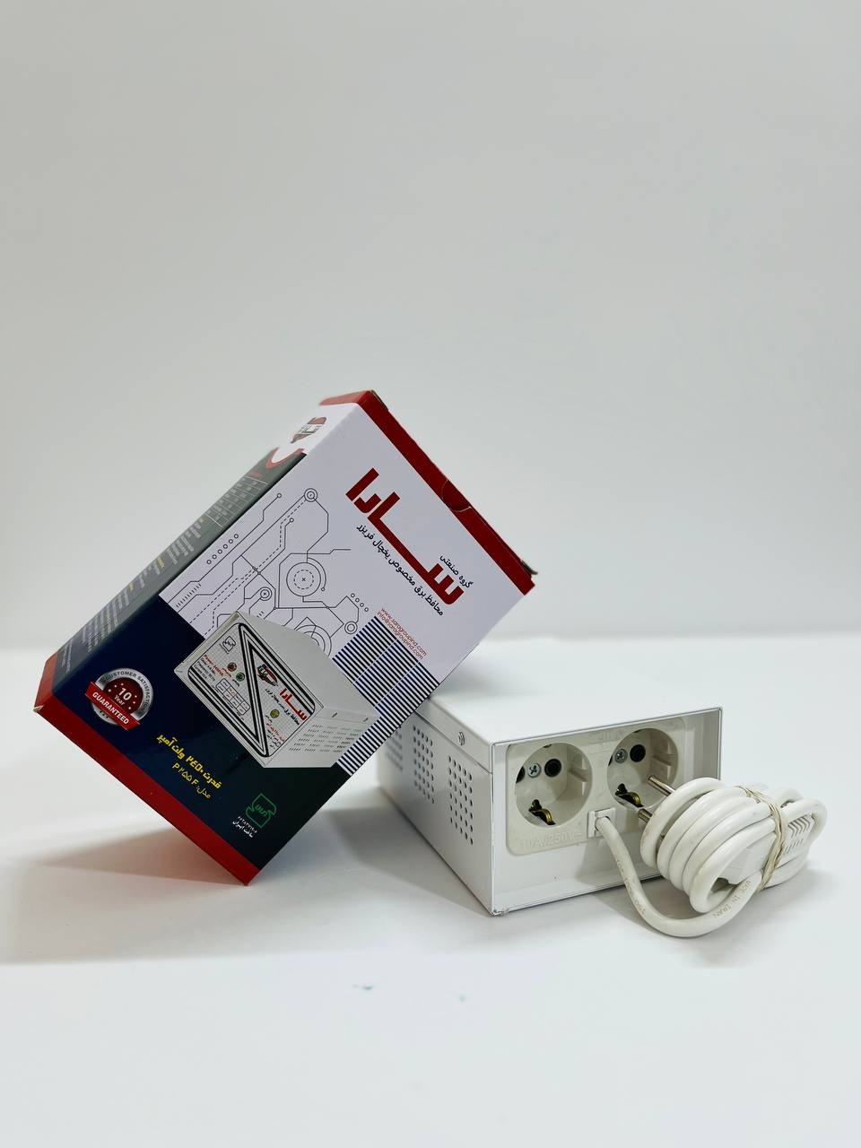 محافظ ولتاژ سارا مخصوص یخچال و فریزر