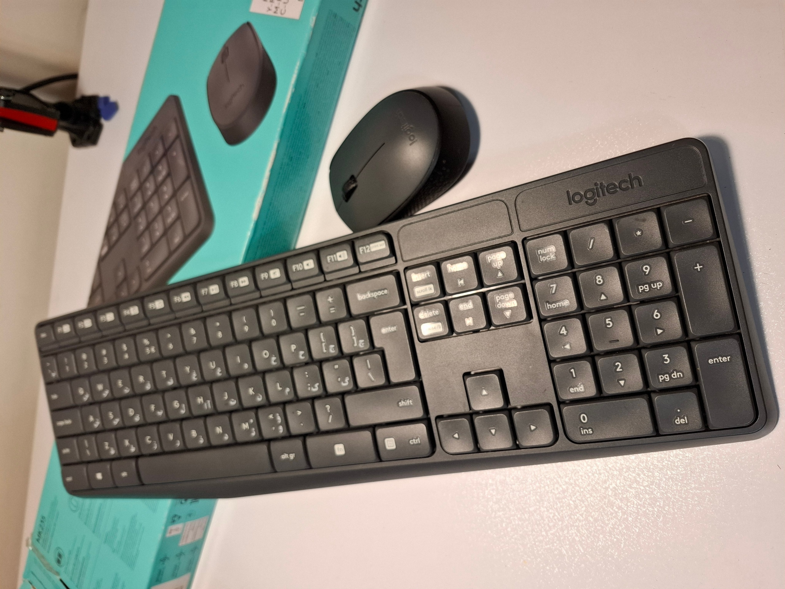 موس و کیبورد لاجیتک بی سیم