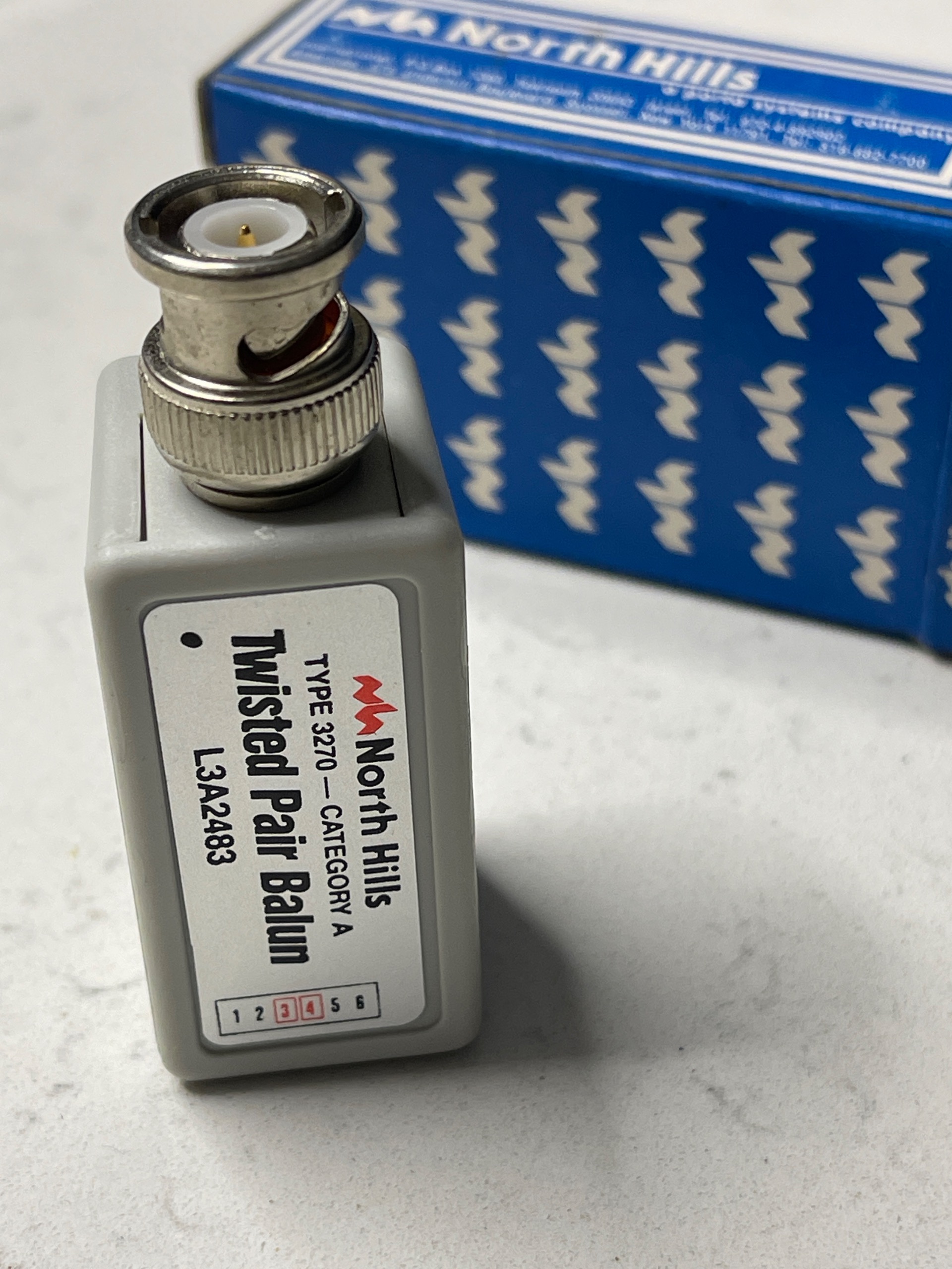 مبدل ویدئویی twisted pair balun