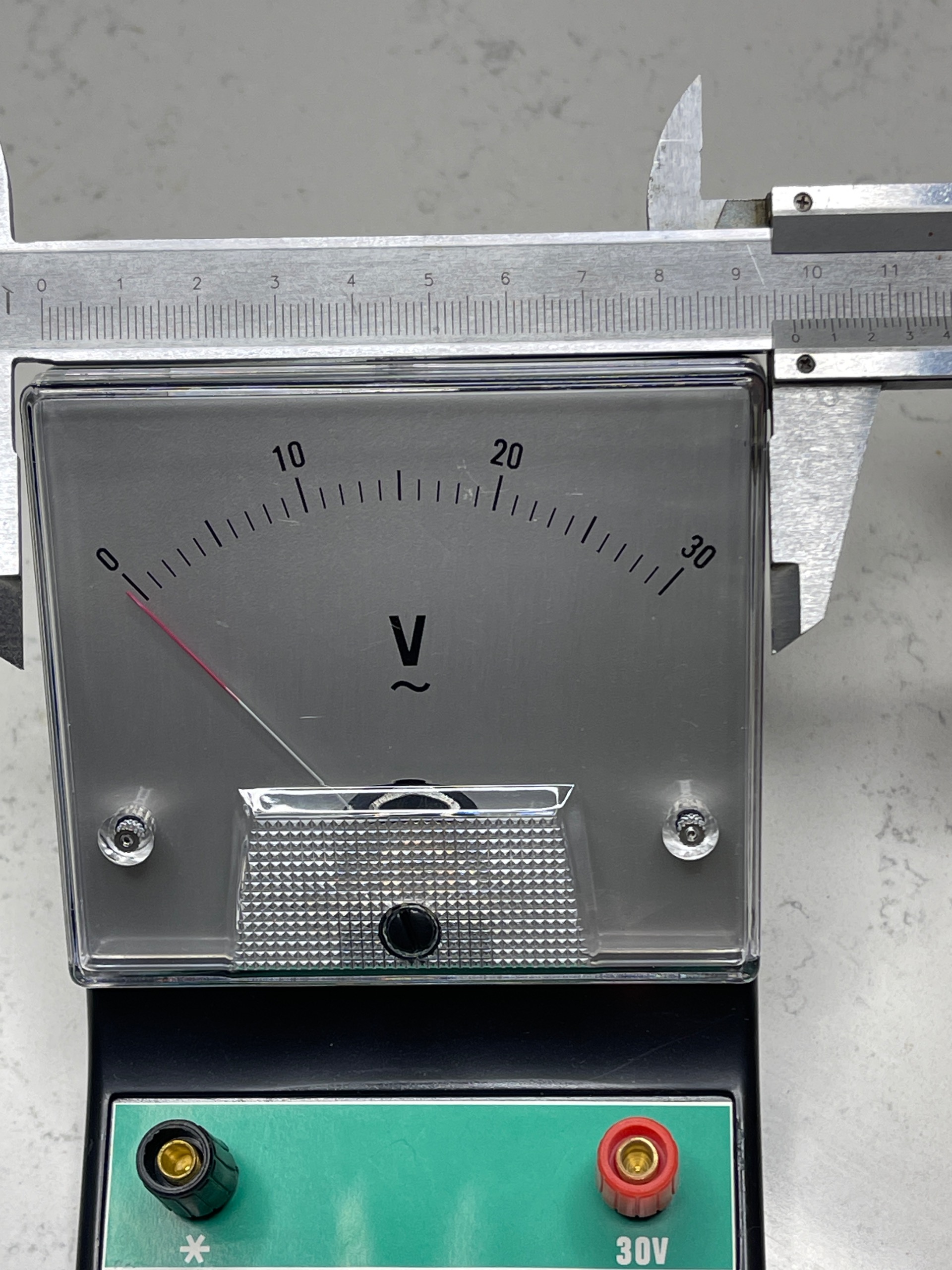 ولت متر رو میزی 30 ولت AC