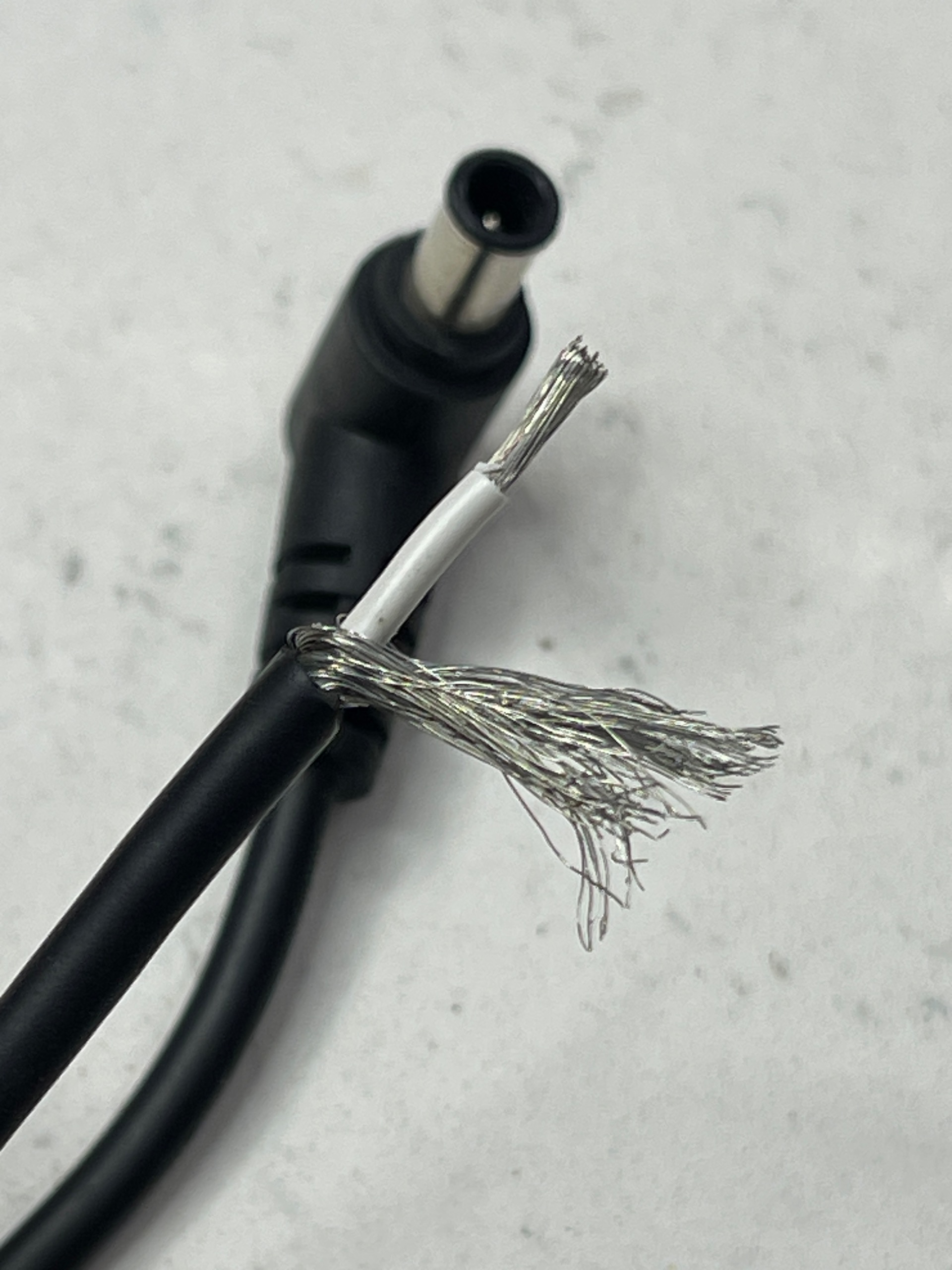 کابل شارژر اورجینال لپ تاپ