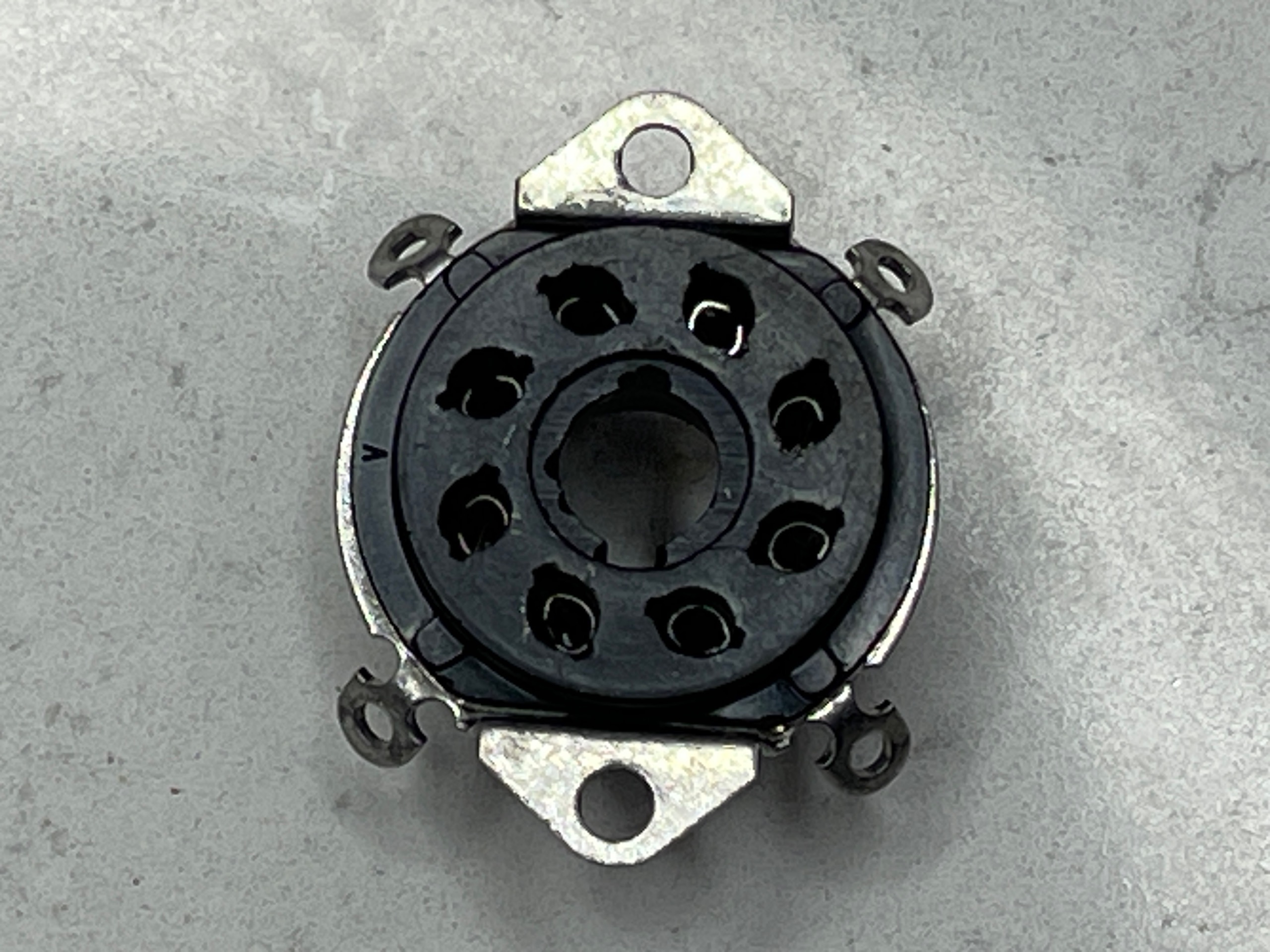 سوکت اوکتال امریکایی 8 پین برند cinch