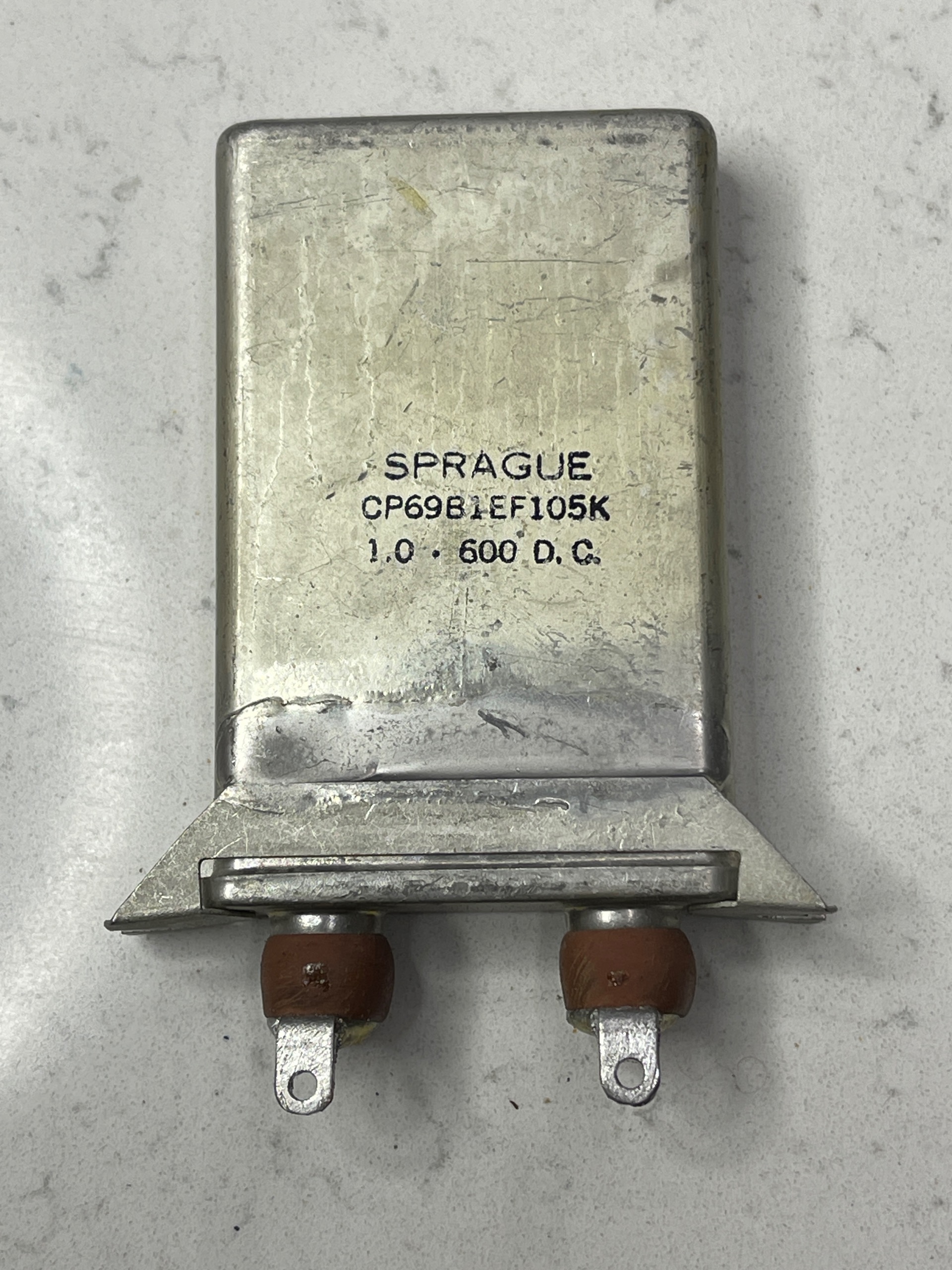 خازن روغنی امریکایی sprague 1uf 600vdc