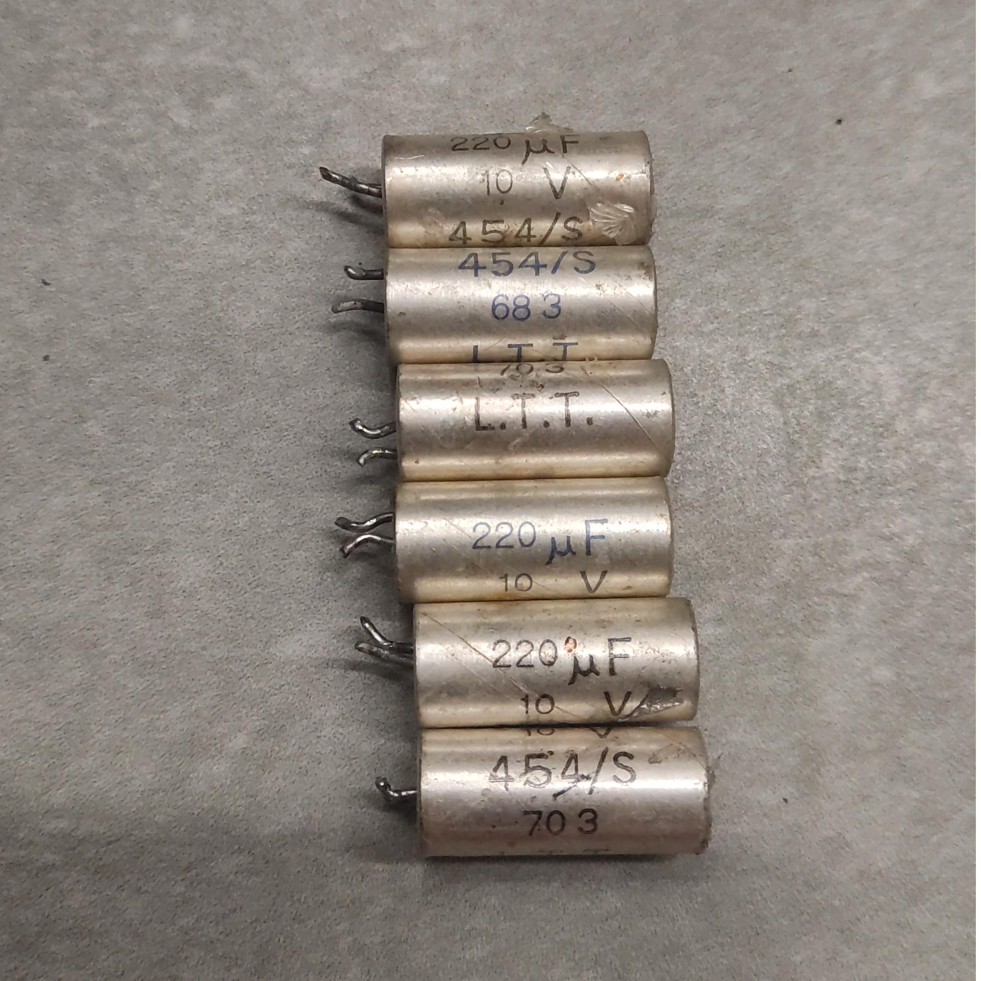 خازن تانتالیوم itt 200uf 10v فلزی
