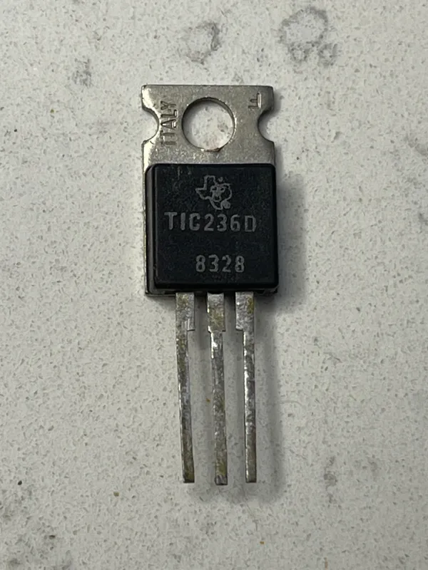 ترایاک 12A اورجینال Tic236D Texsas instruments