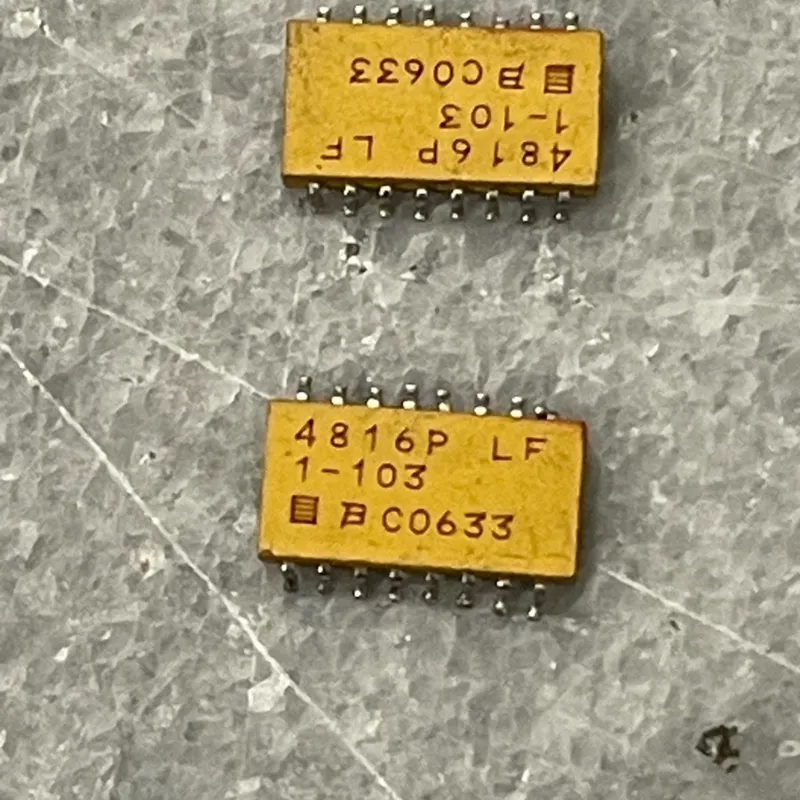 10 عدد مقاومت آرایه ای array 4816p lf1-103