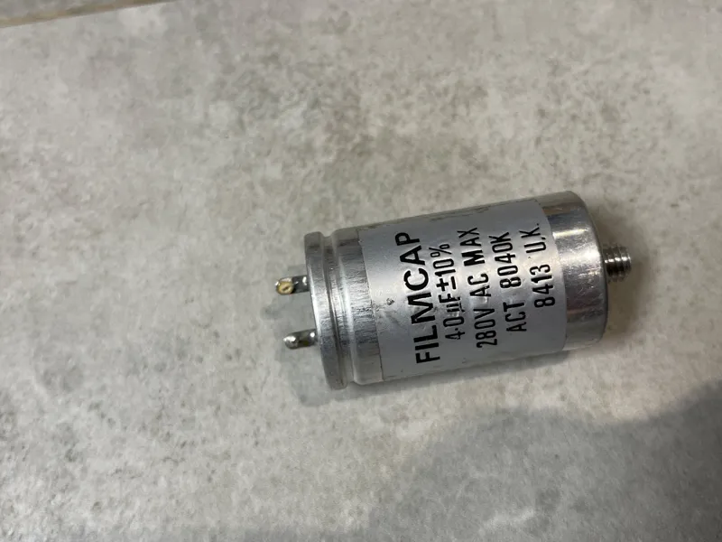 خازن روغنی انگلیسی