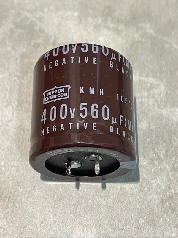 خازن ژاپنی 400v 560uf Nippon نیپون