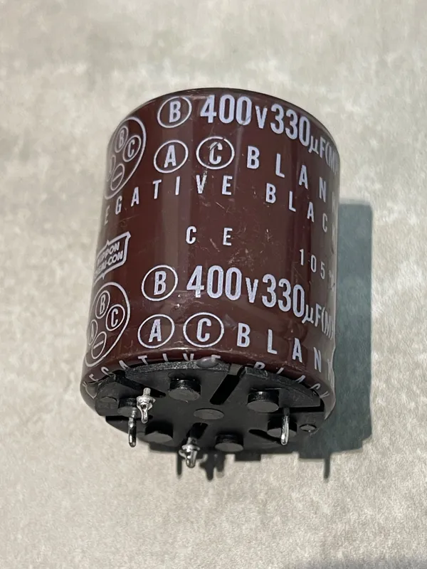 خازن ژاپنی 330uf 400v nippon نیپون 4 پین