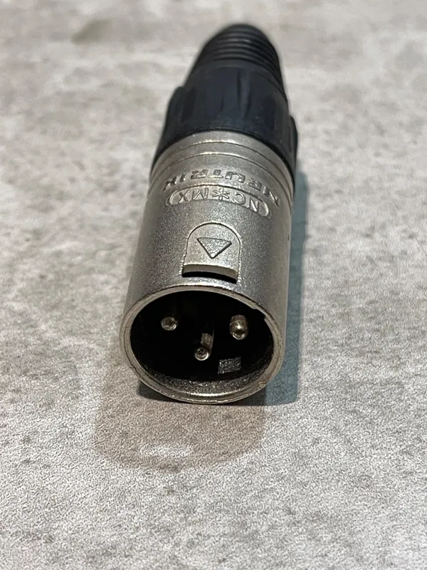 کانکتور فیش XLR نوتریک نری اورجینال NEUTRIK