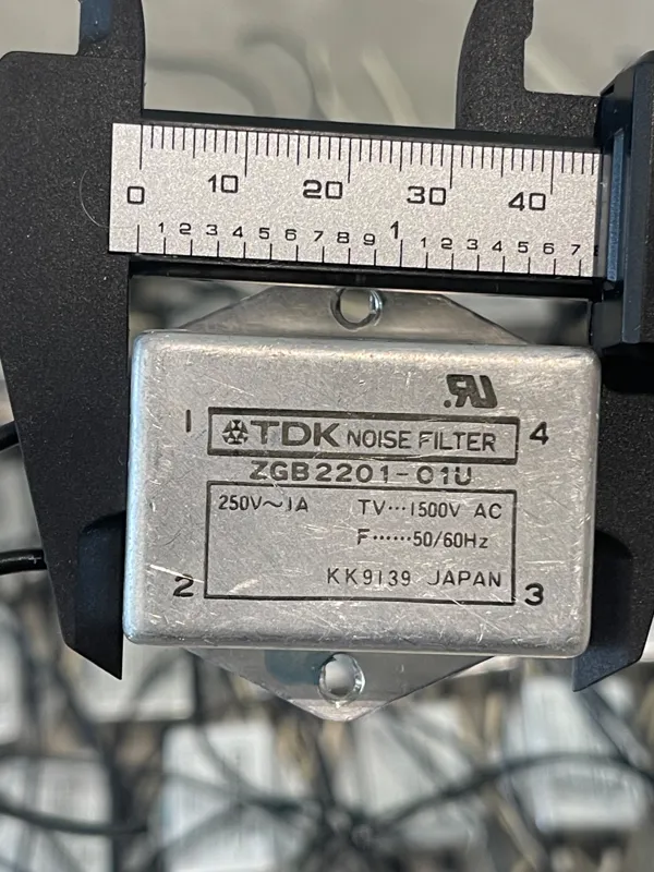 نویز فیلتر ژاپنی TDK یک امپر سیم دار