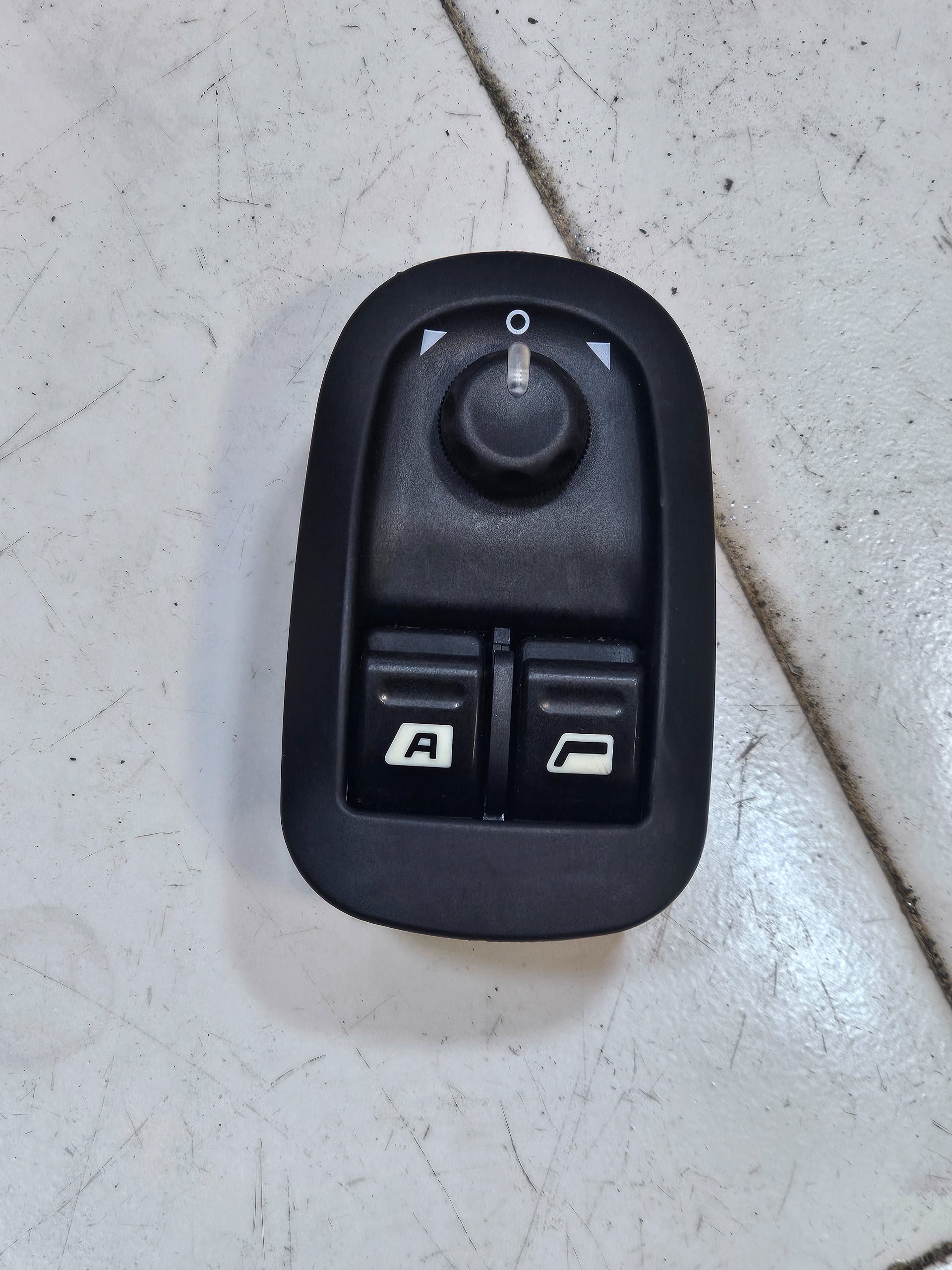 کلید بابابر 206 سوکت پژویی