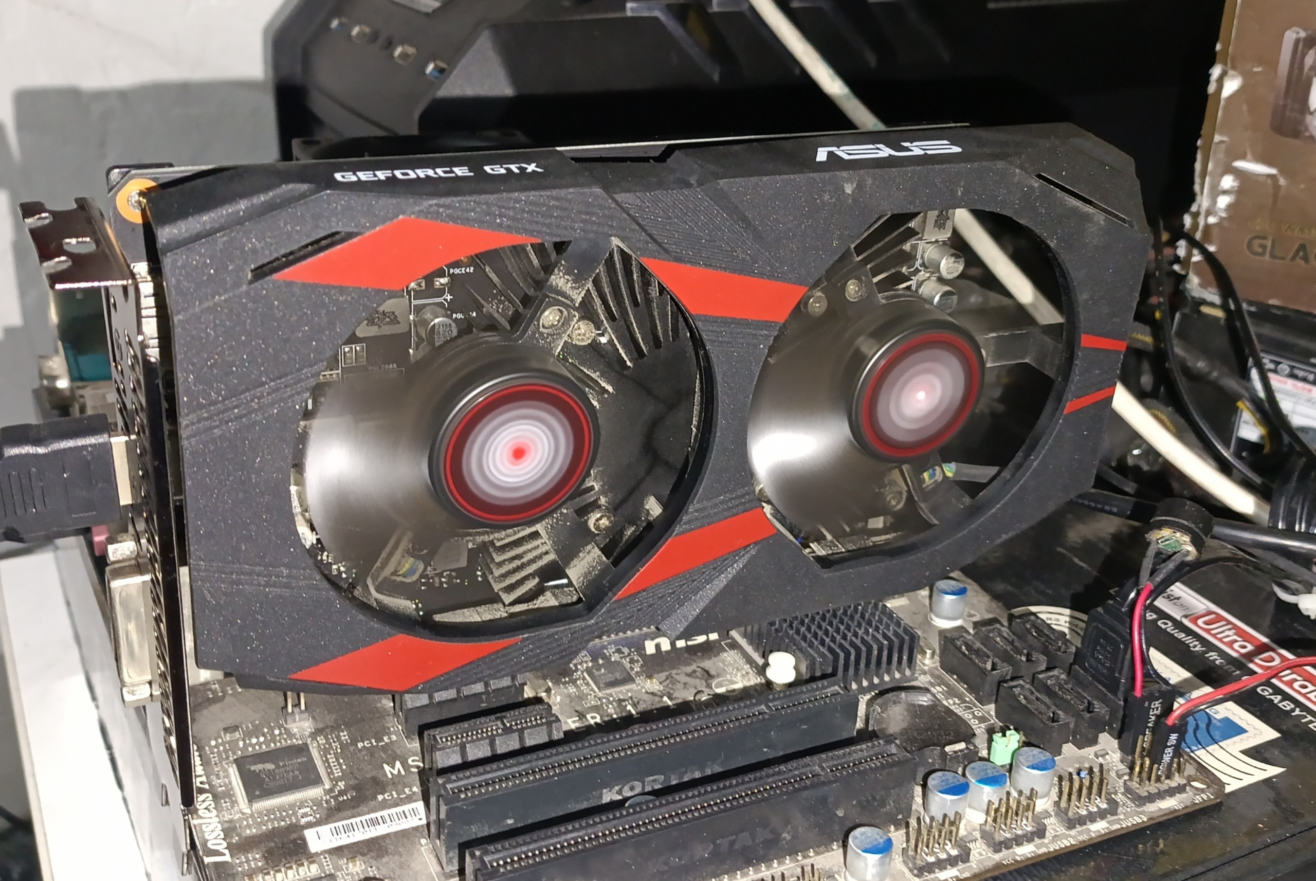 ASUS GTX1050ti 4GB GDDR5