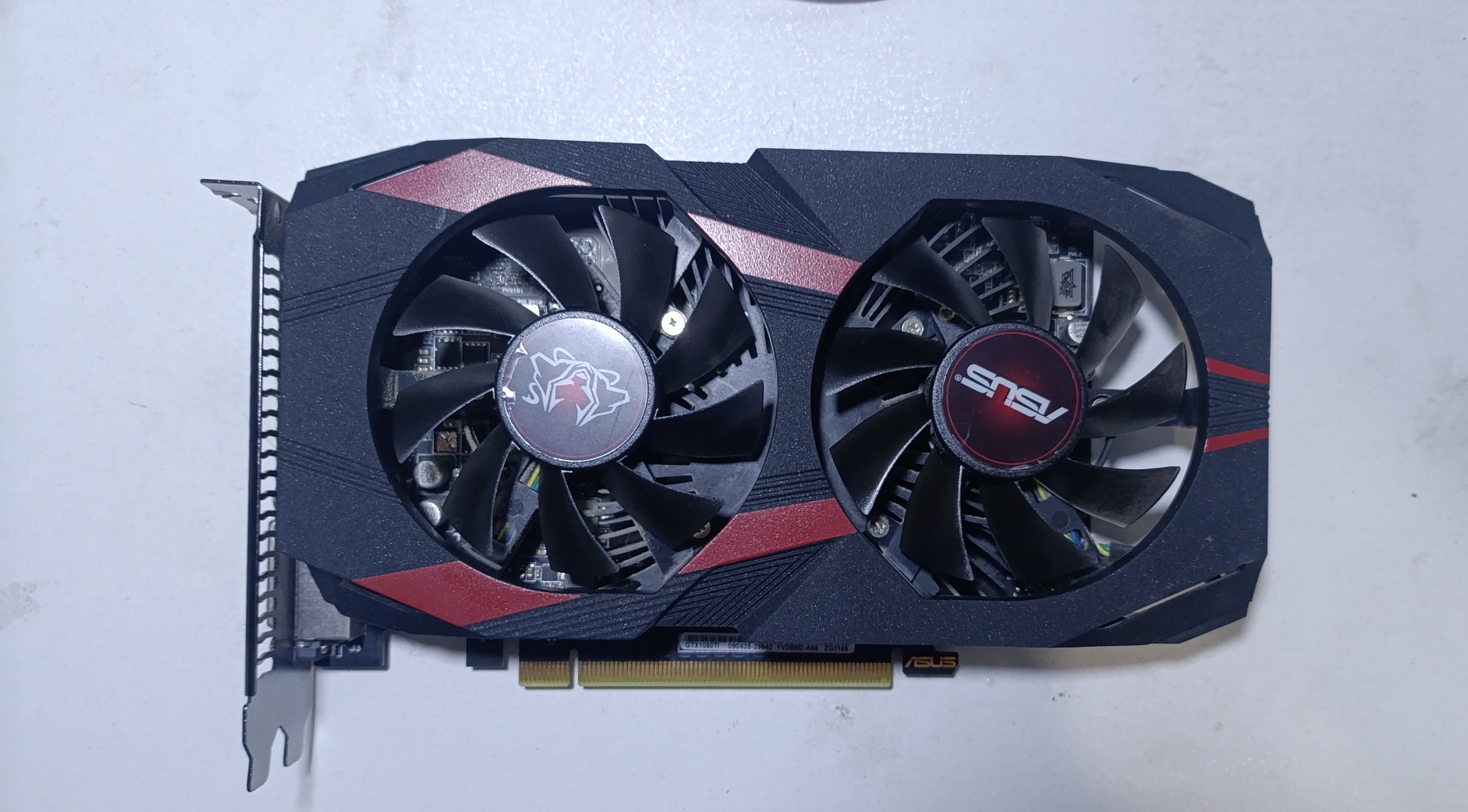 ASUS DUAL GTX1050ti 4GB
