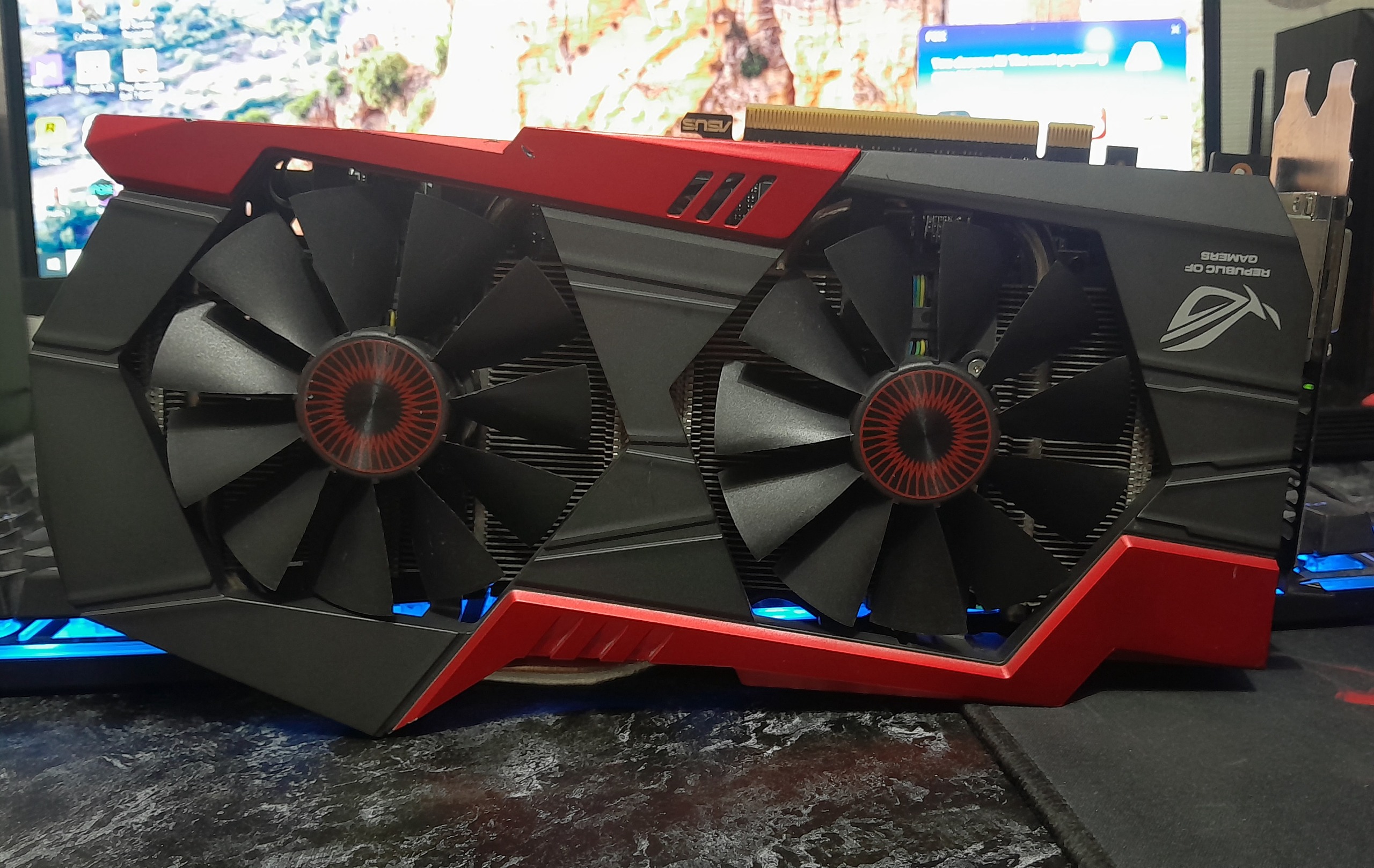 ASUS GAMING GTX 760 4GB OC