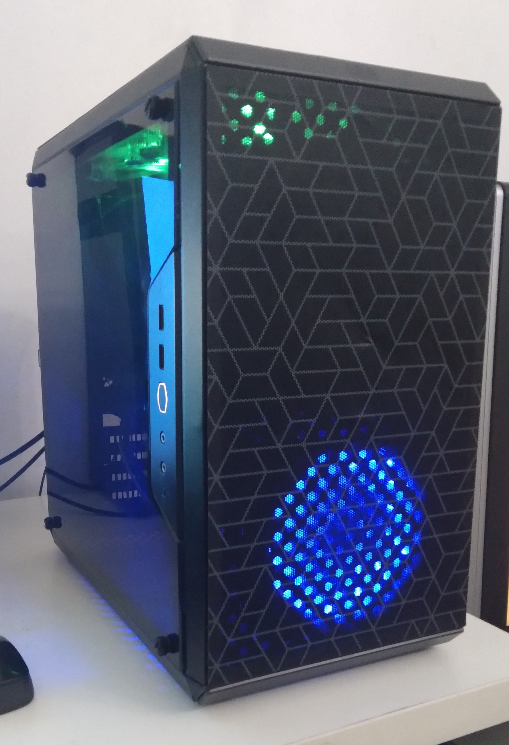 کیس گیمنگ قدرتمندCooler Master