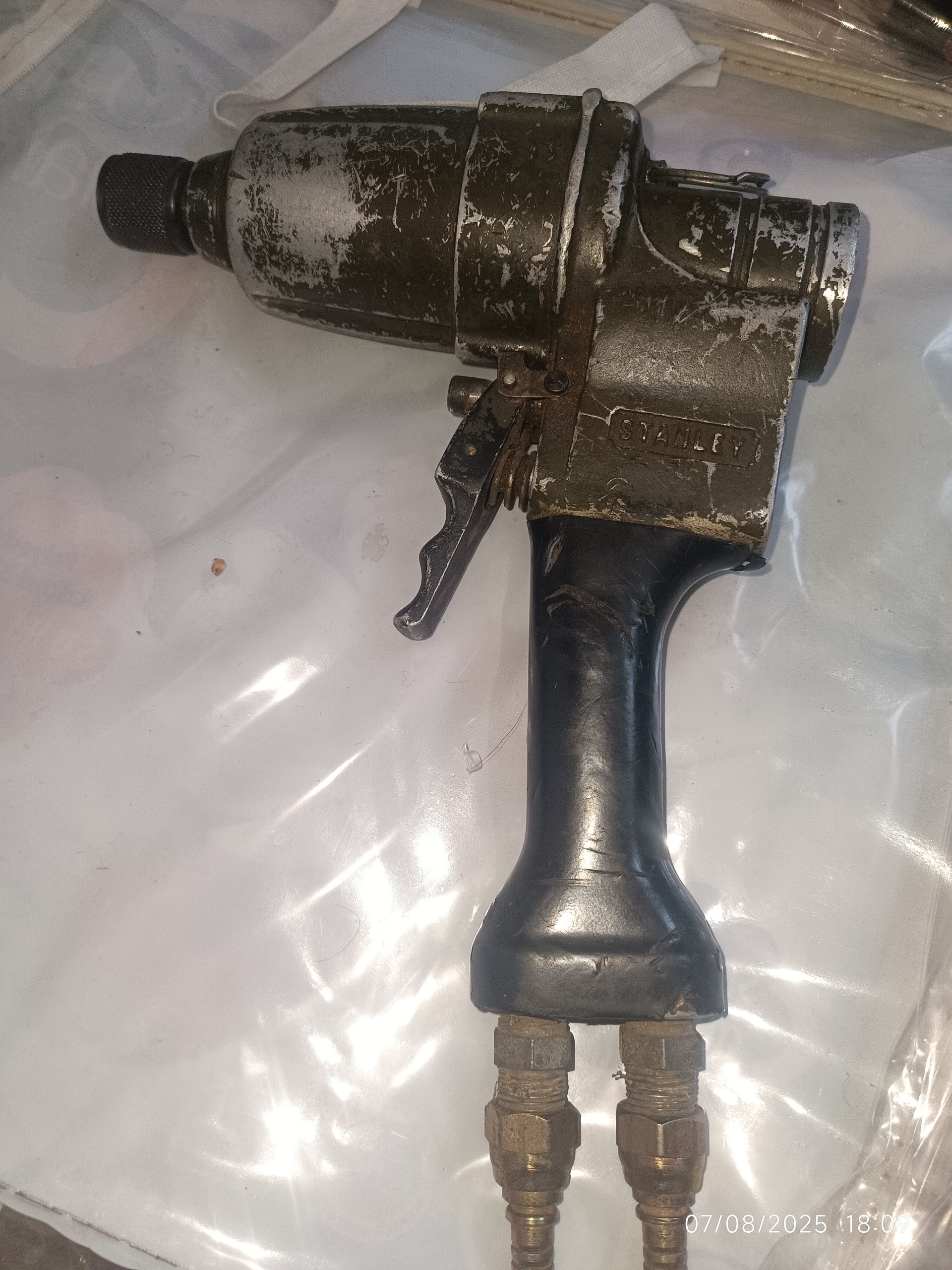 بکس بادی هیدرولیک آمریکایی استنلی1w05