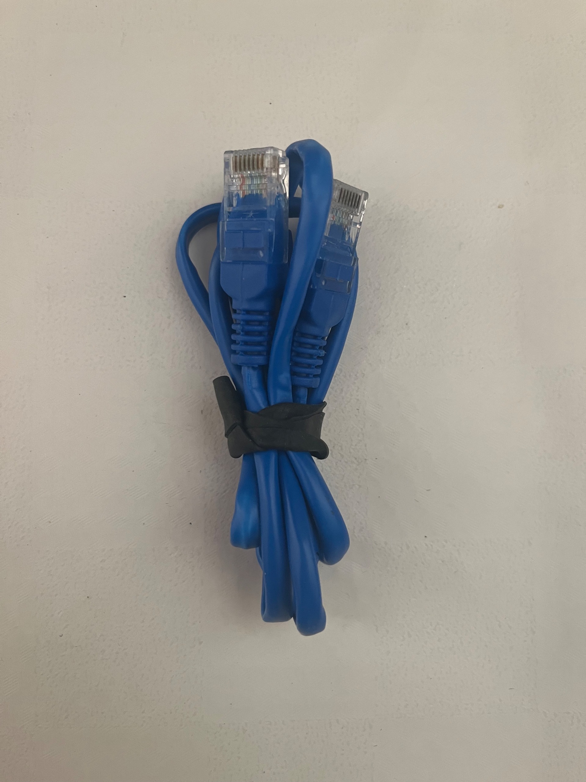 کابل تلفن و اینترنت