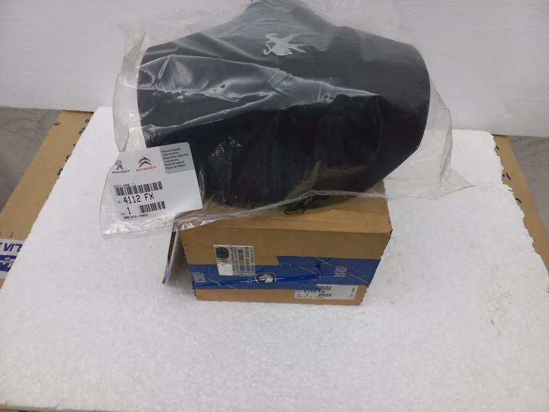 در پوش وسط غربیلک فرمان 206 اورجینال ایساکو