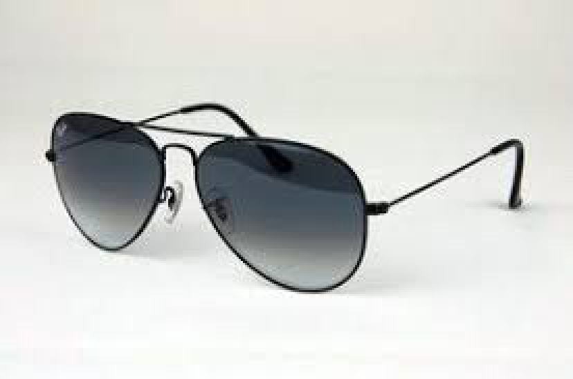 ادکلن Ray Ban 3025 بدون.قیمت.
