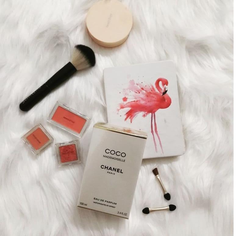 ادکلن Coco Chanel Modemoiselle بدون.قیمت.