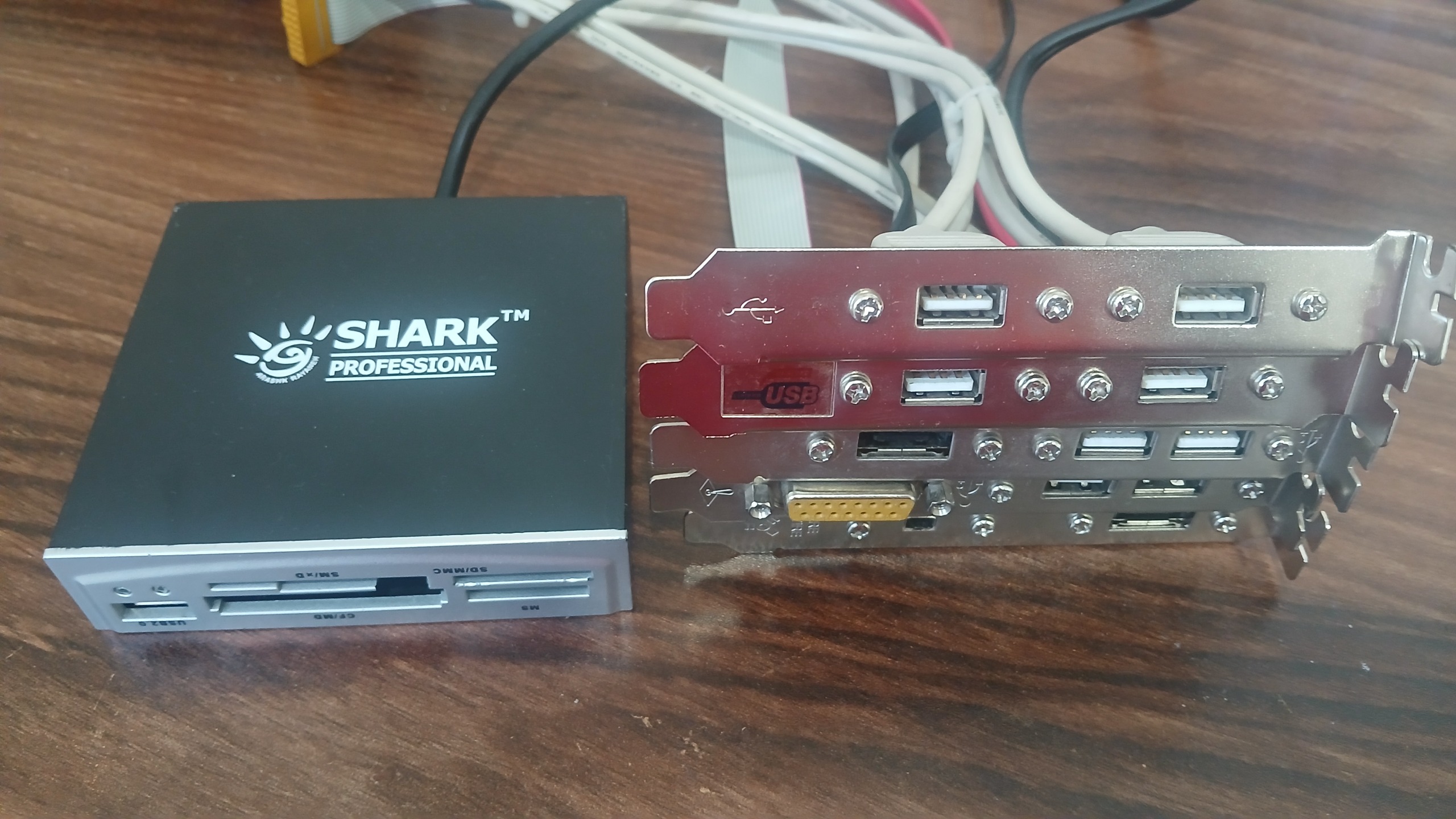 براکت USB کامپیوتر