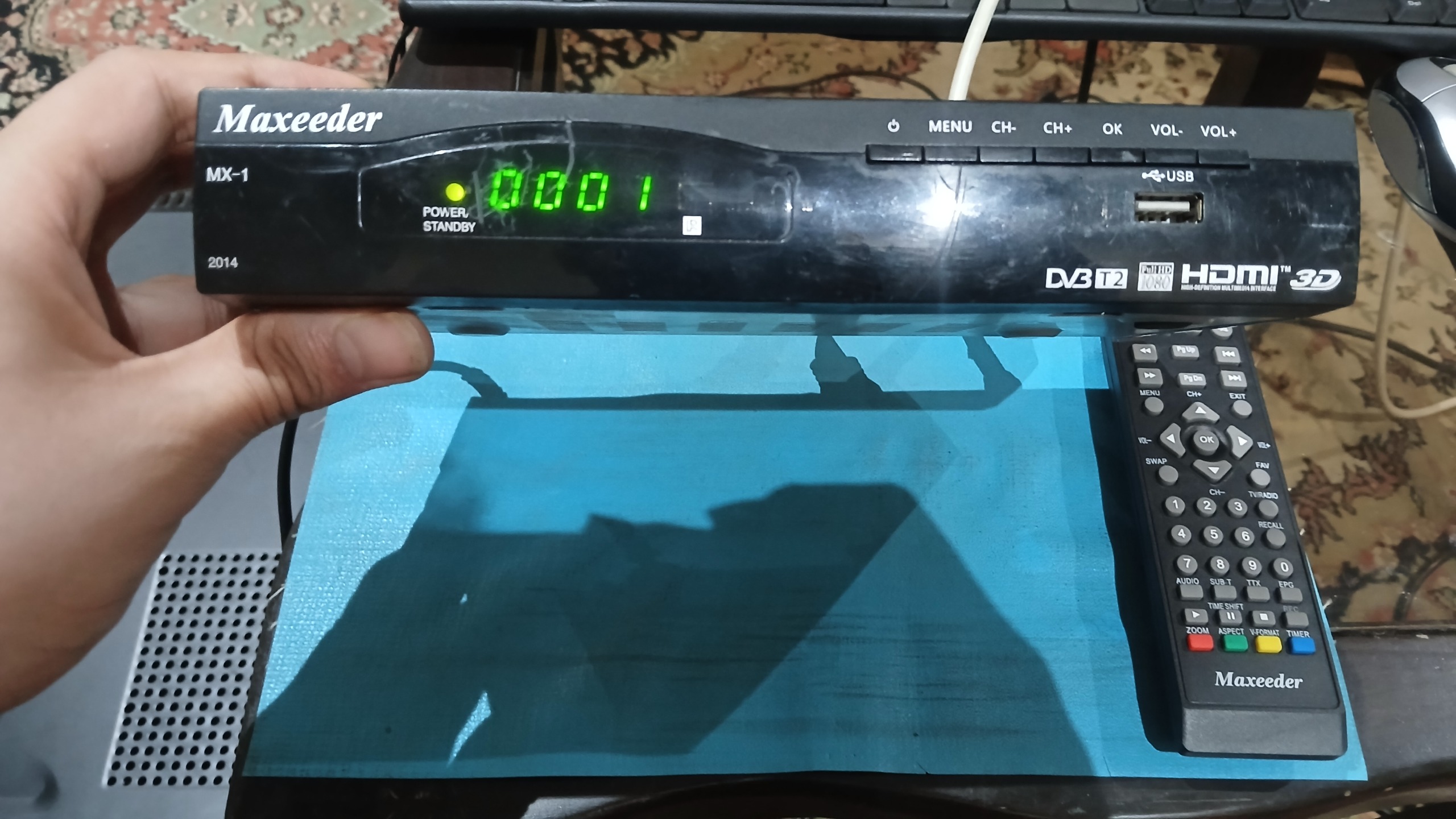 گیرنده دیجیتال maxeeder