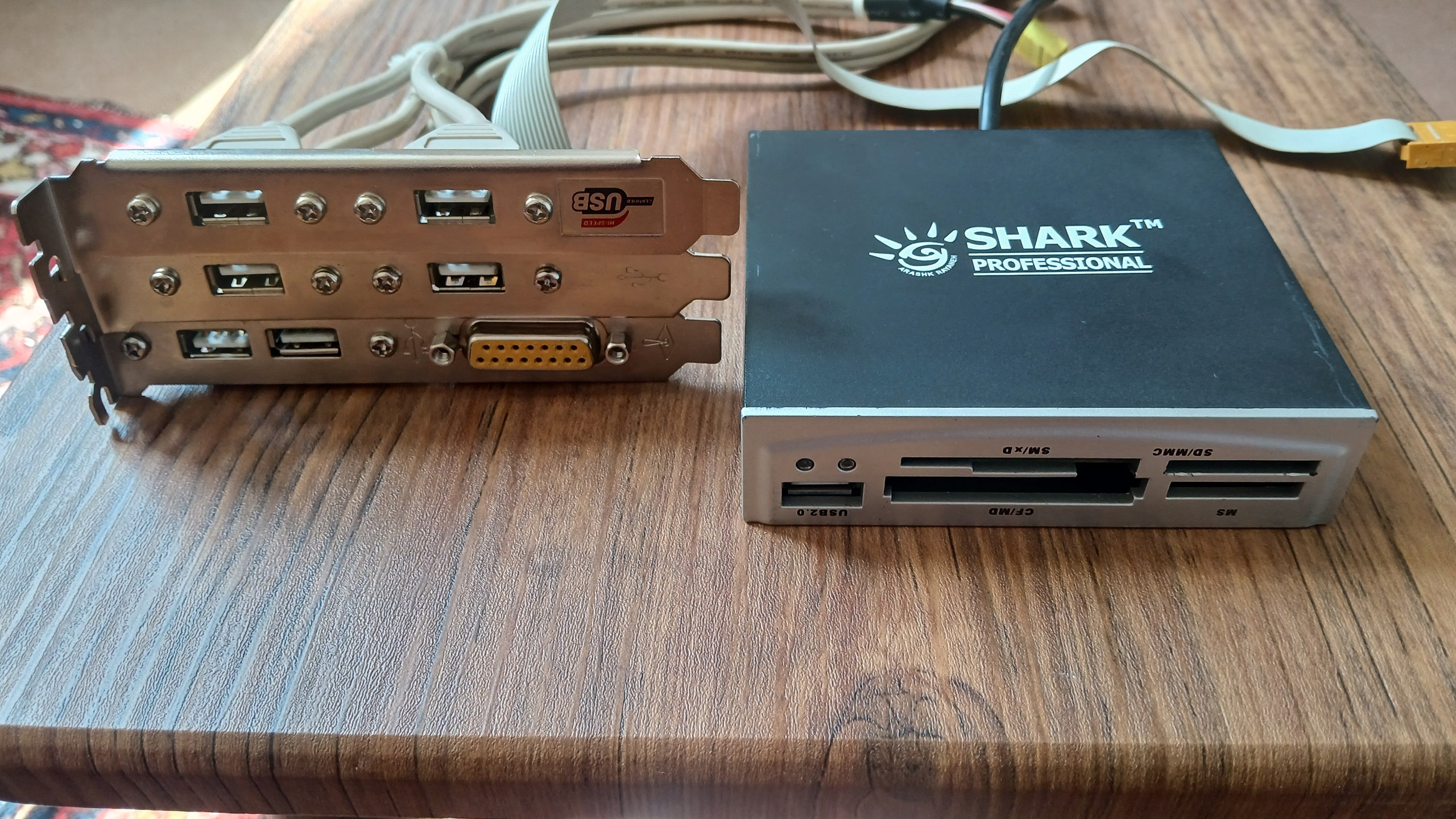 USB و رم ریدر