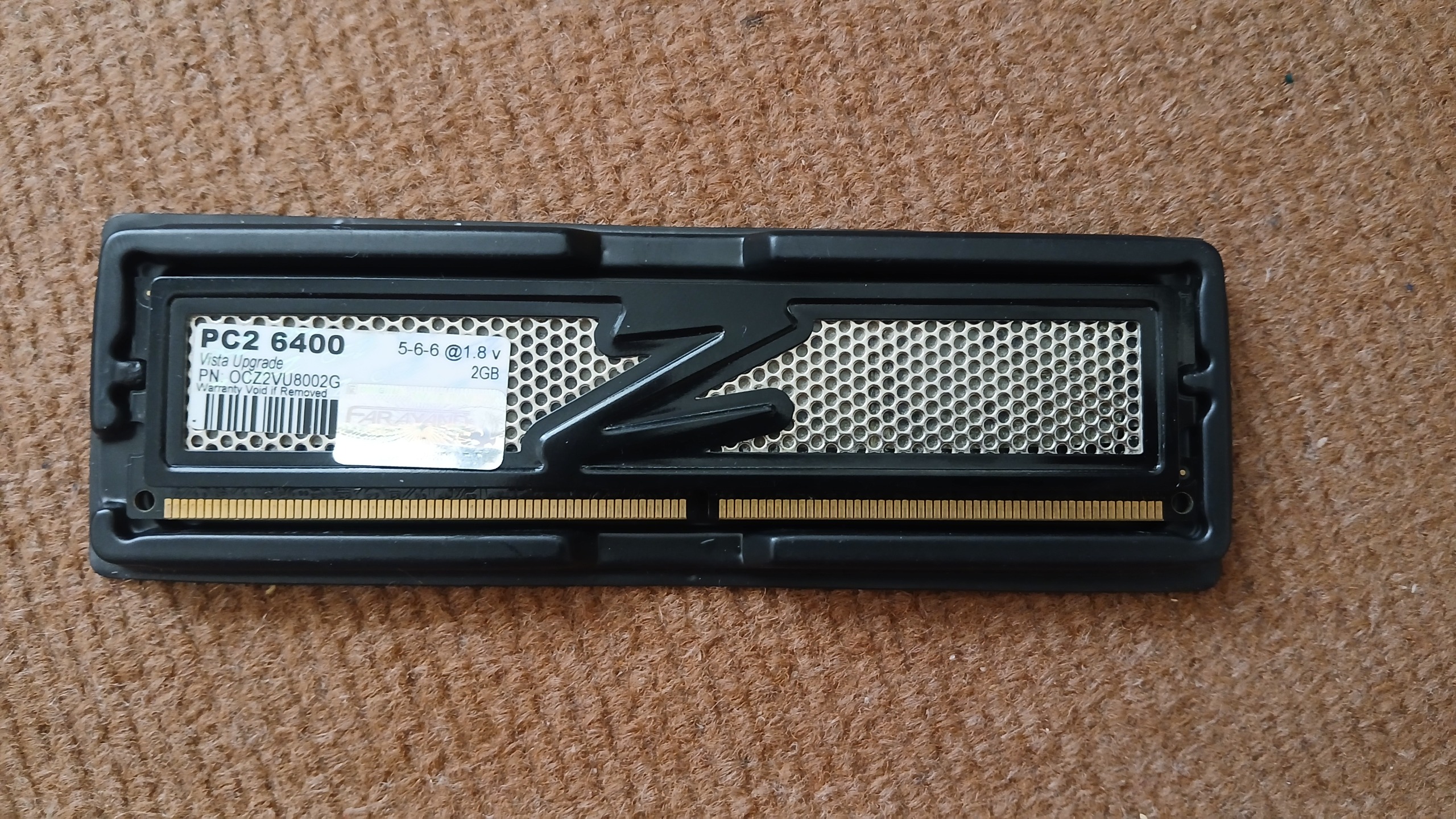 رم2 گیگ OCZ