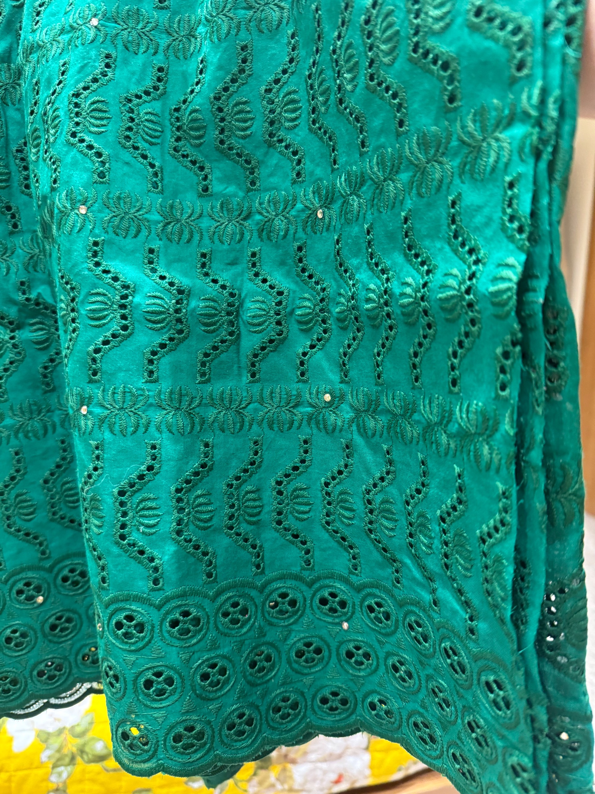 پارچه خانه دوزی دوحاشیه