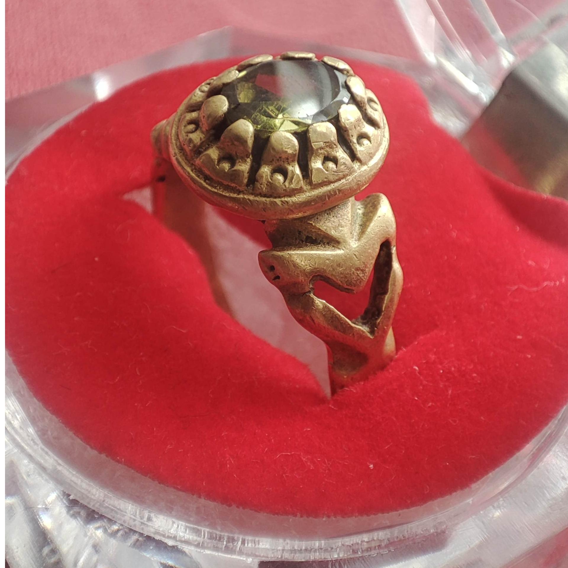 انگشتر برنجی ( با کمترین تغییر رنگ )