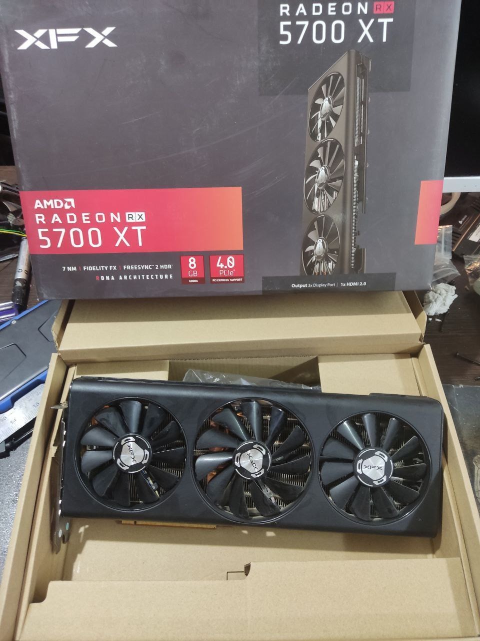 Rx 5700xt 8GB XFX ddr6 3x