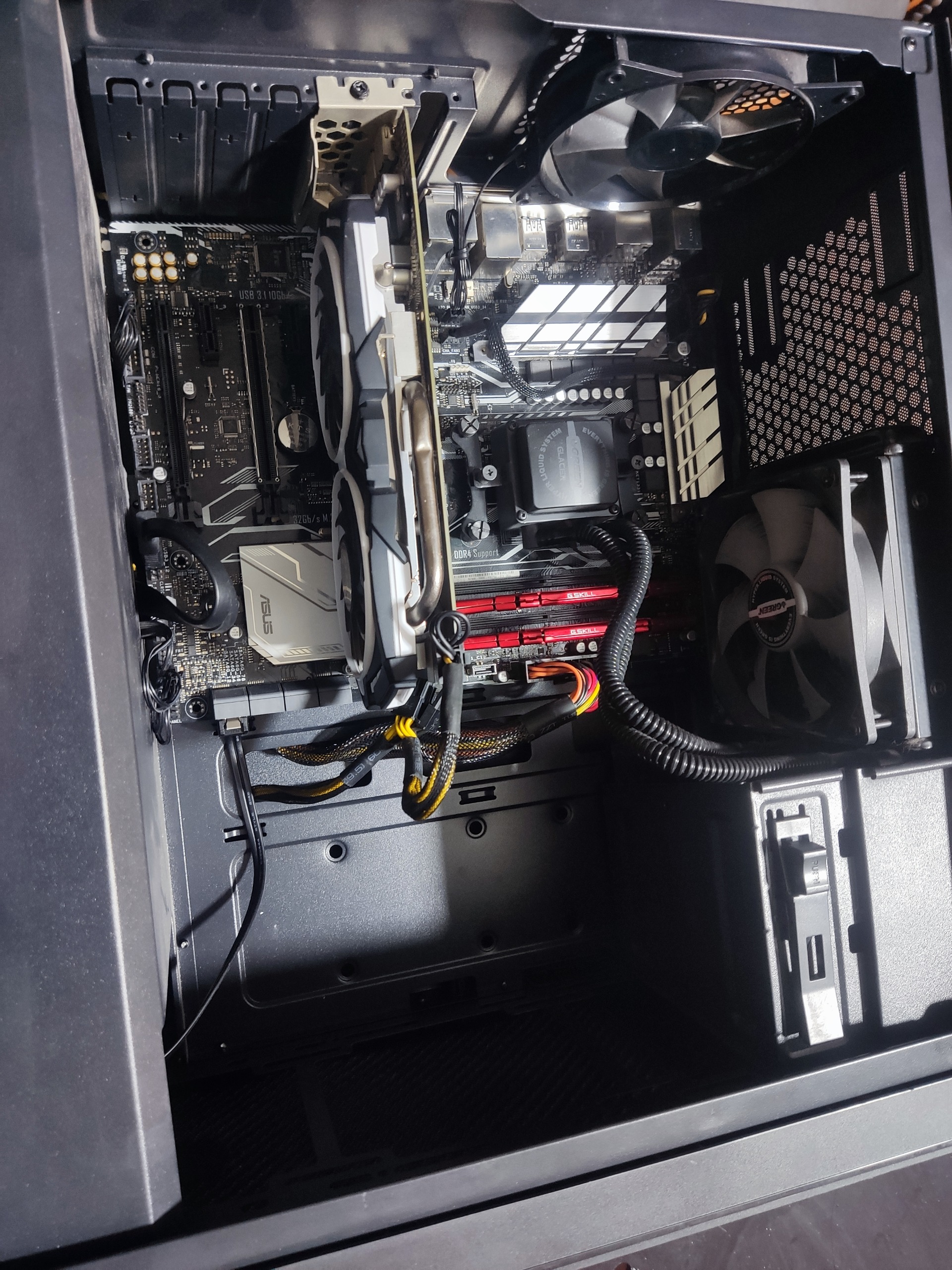 کیس گیمینگ اقتصادی r7 1700x x370pro