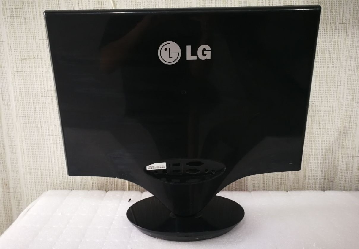 قاب کامل مانیتور ال جی مدل W22536L