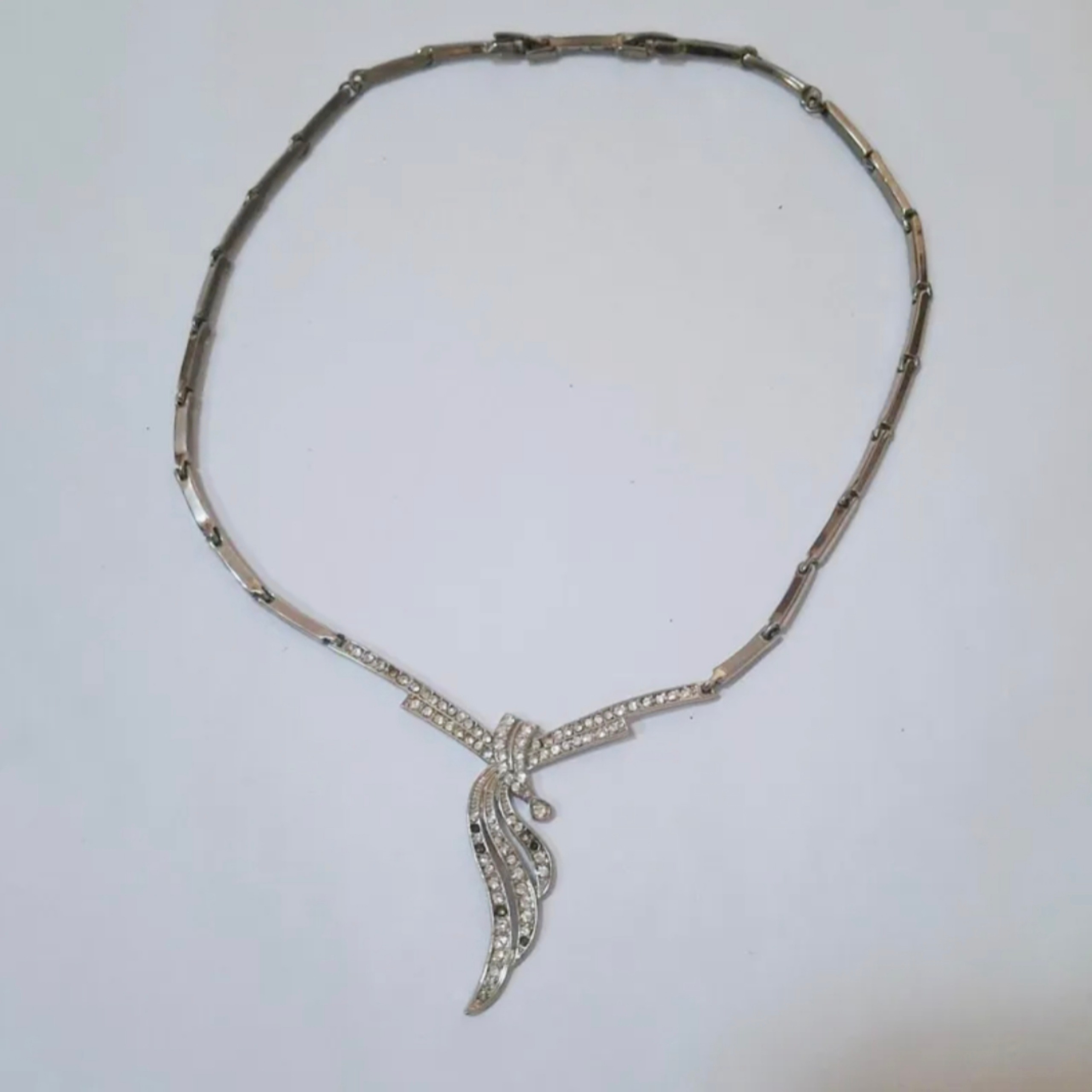 گردنبند تیتانیوم نگین