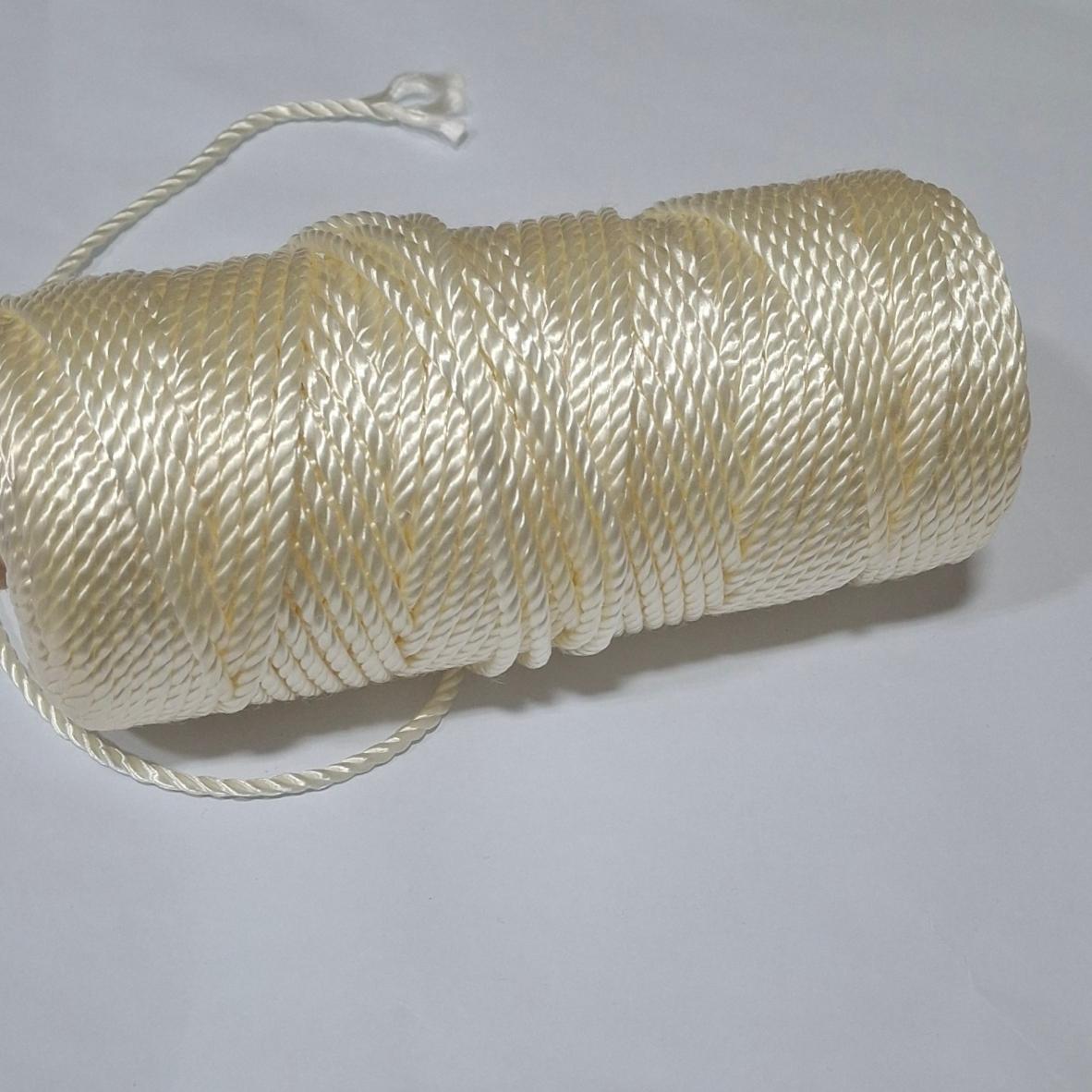 نخ کنفی مکرومه و آویزبافی