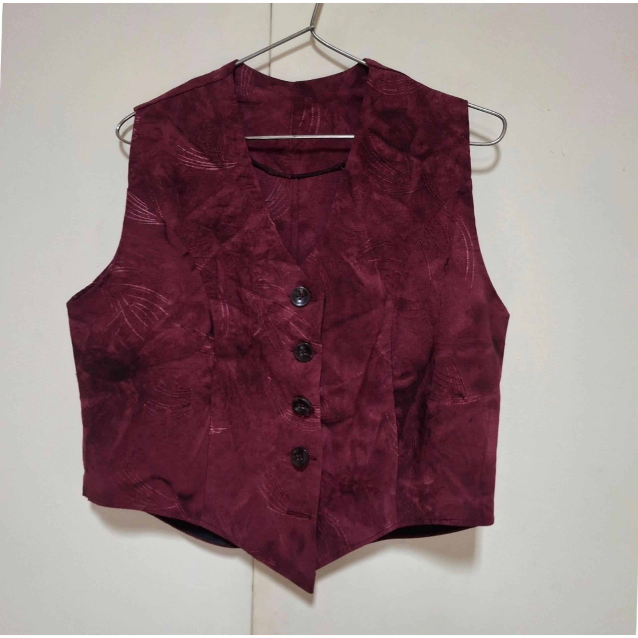 جلیقه زنانه زرشکی