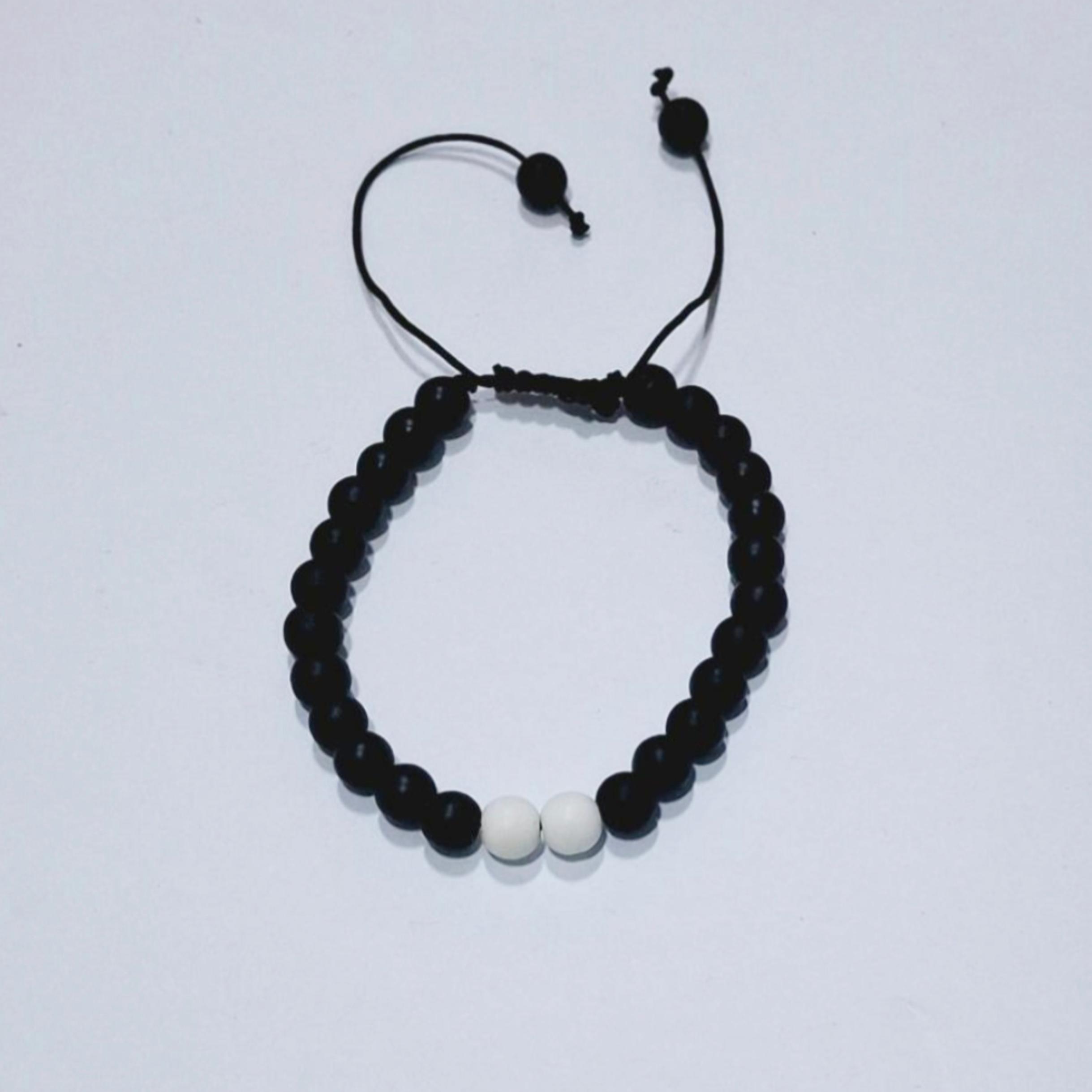 دستبند سنگ اونیکس