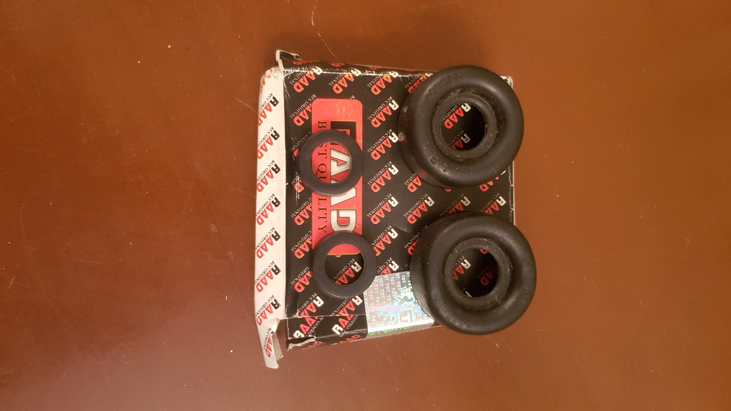 لوازم چرخ عقب وانت پیکان مدل بالا