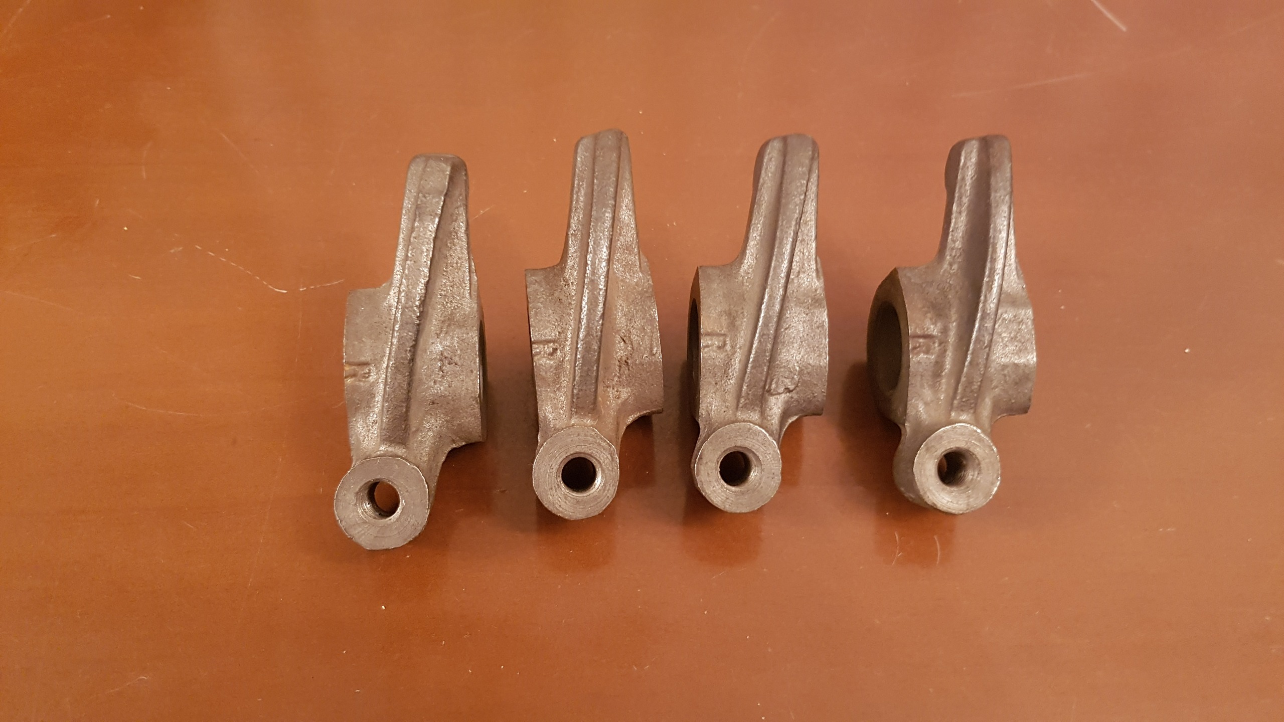 انگشتی سوپاپ راست وانت پیکان اصلی