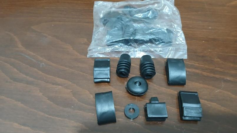 ضربه گیر کاپوت وانت پیکان دست کامل