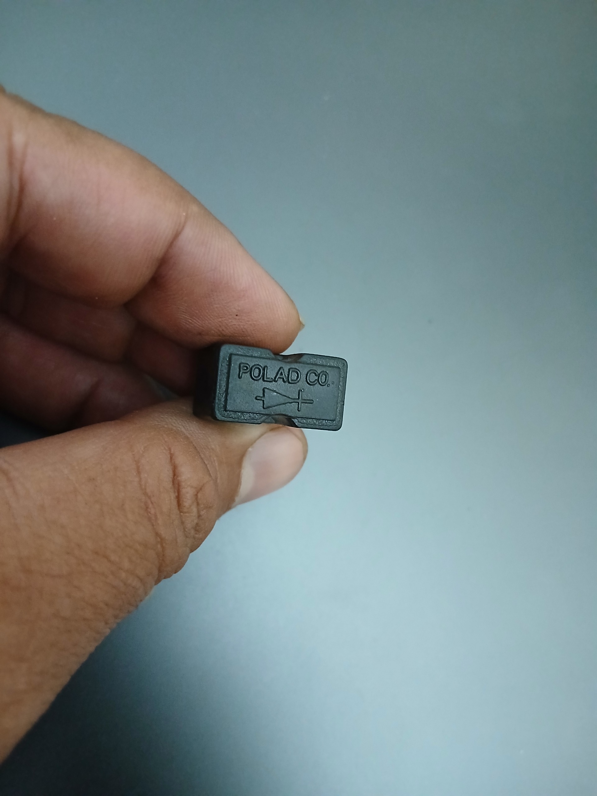 نویز گیر رادیو خودرو قدیمی