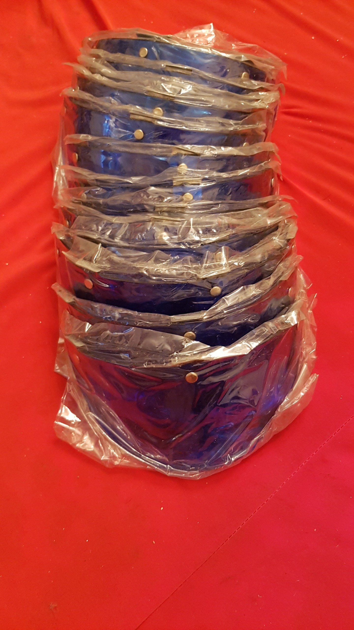 ابرویی چراغ نیسان آبی