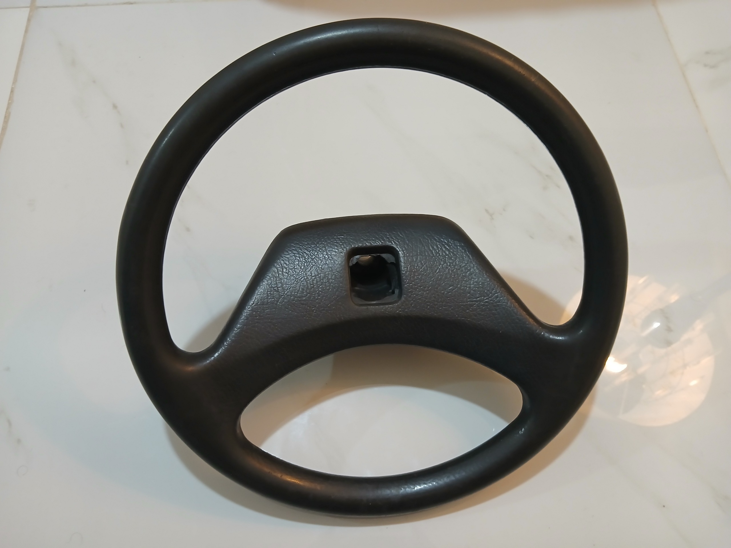 قربیلک فرمان پژو 405 اصلی درحد