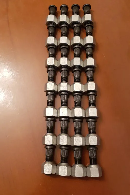 پیچ مهره چرخ عقب وانت پیکان GS اصل