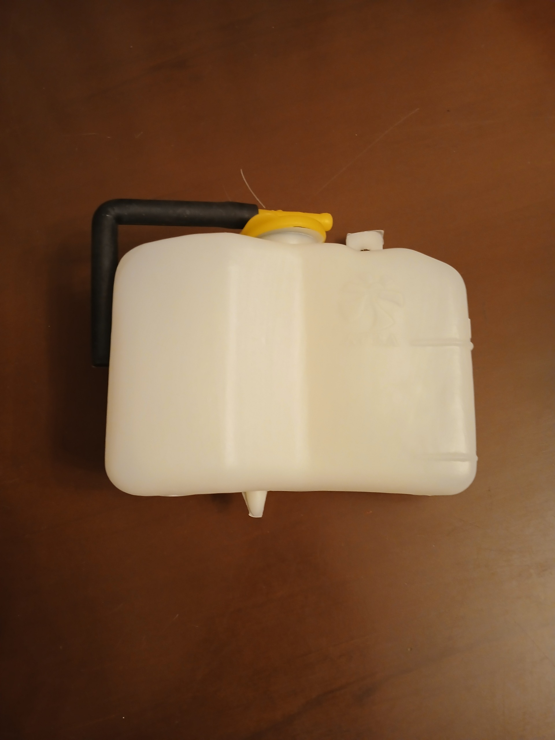 مخزن آب برگردان پراید با درب کامل