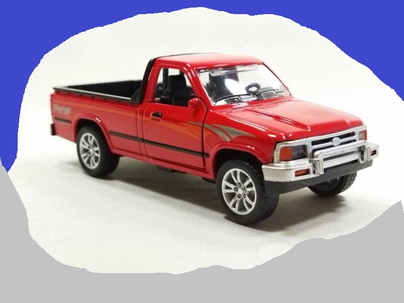 ماکت فلزی ماشین تویوتا وانت  _چراغدار و موزیکال